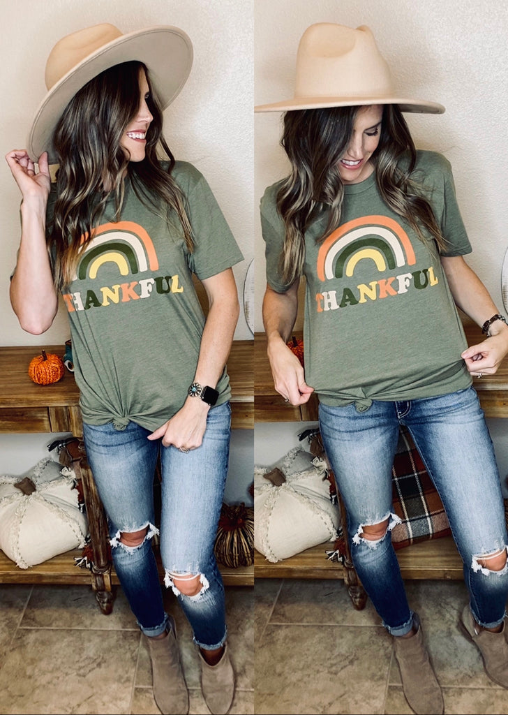 Rainbow Thankful Tee - Olive